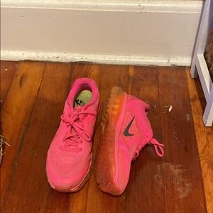 Nike Airmax Running Sneakers